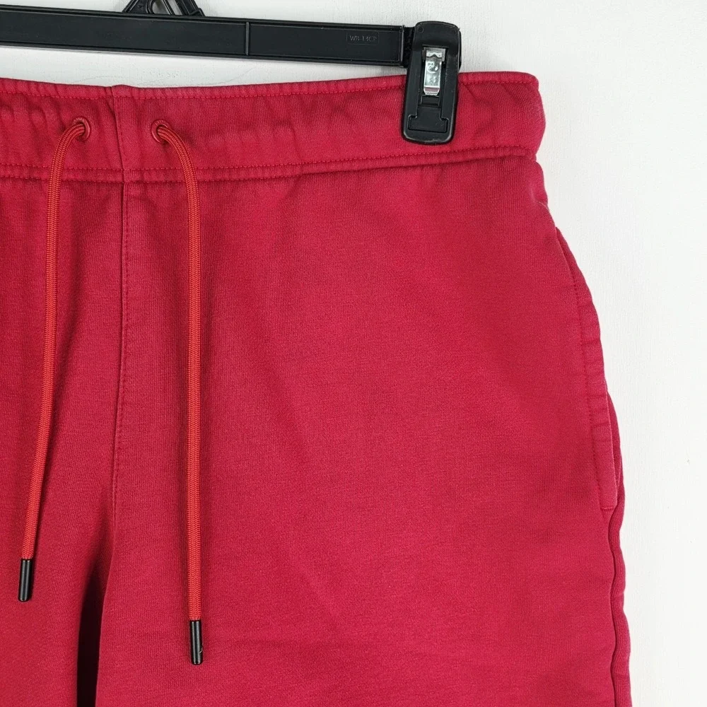 Nike Air Jordan Essentials Fleece Shorts Mens Size M Large Red DA9826-687